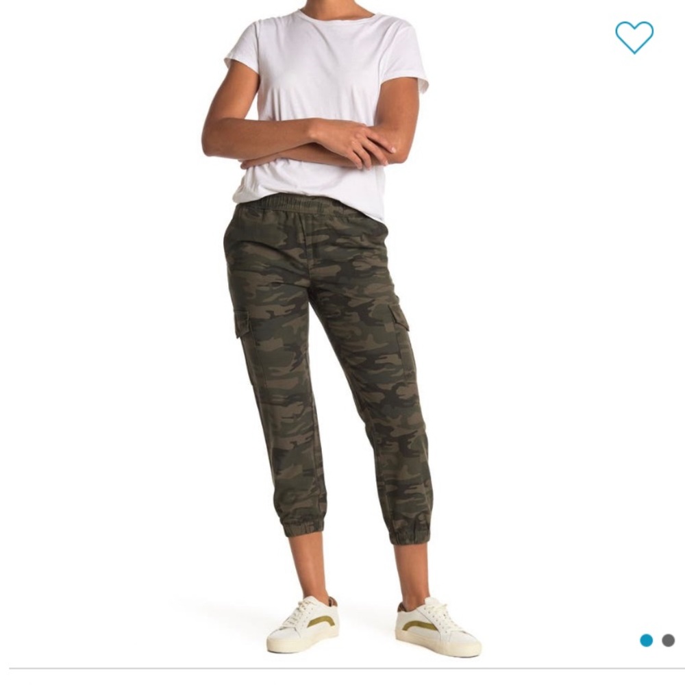 Sanctuary camo print crop joggers